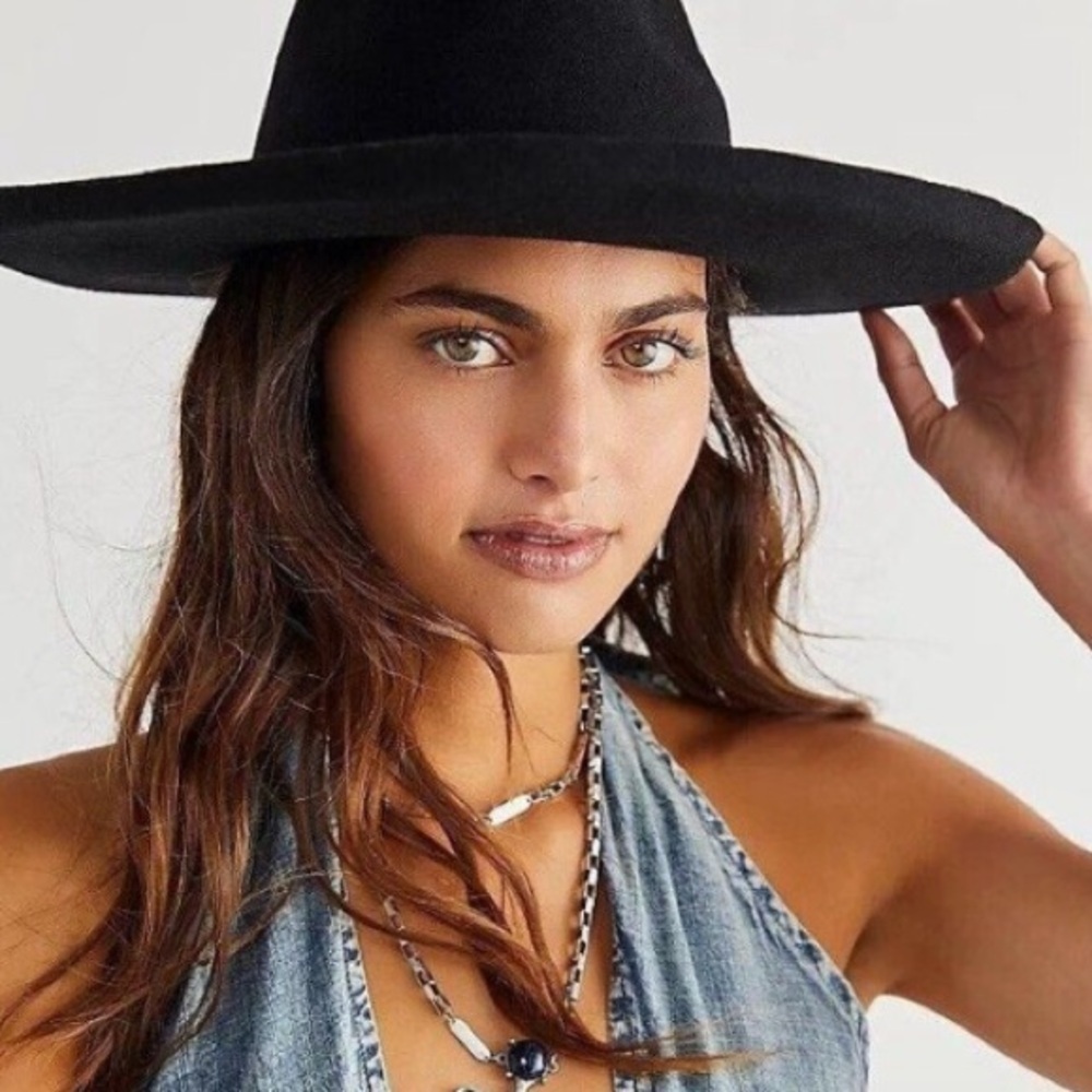 NWT FREE PEOPLE LACK OF COLOR MELODIC FEDORA HAT IN BLACK Large